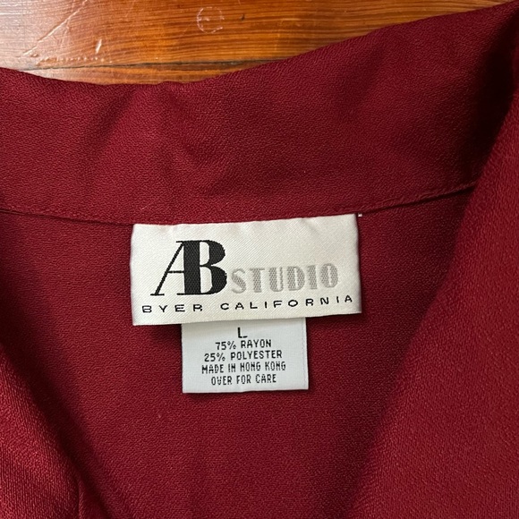 Vintage red button down shirt - Picture 3 of 4